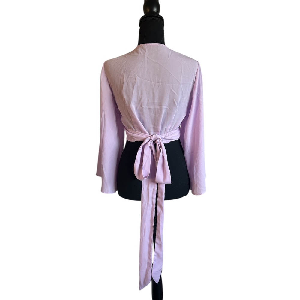 5/25$ β¨ Lilac Wrap Top π - Picture 3 of 5